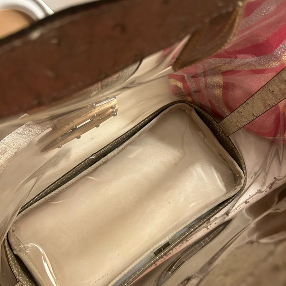 New without tags GUESS clear tote bag with removable pink insert-real ostrich - Picture 6 of 8